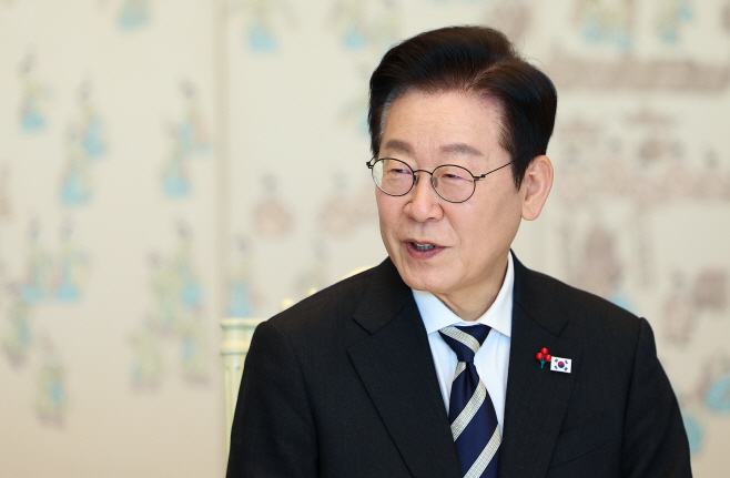 이재명 대통령, 5부 요인 초청 오찬 발언<YONHAP NO-3519>