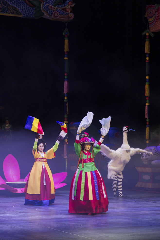 03_국립국악원_나례_공연모습