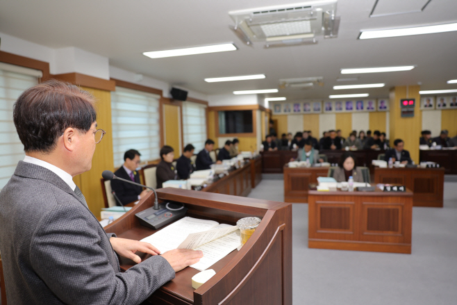 기획예산실)김하수 청도군수, 시정연설 통해 내년 군정 방향 제시3