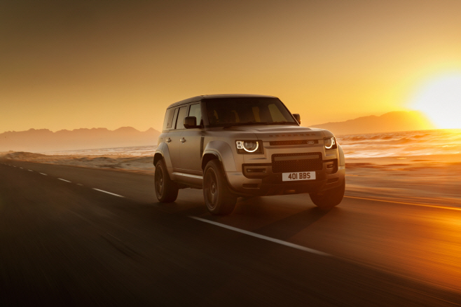 사진_올 뉴 디펜더 OCTA (2)