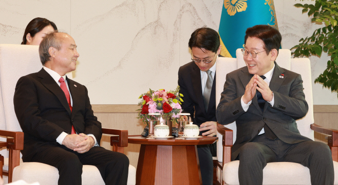 이재명 대통령, 손정의 회장 면담