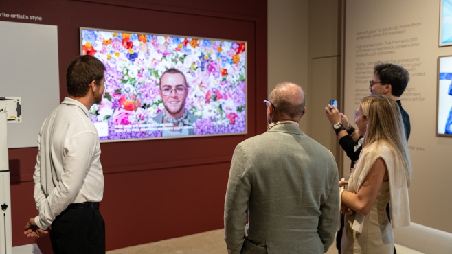 7.-AI-체험존-관람-이미지