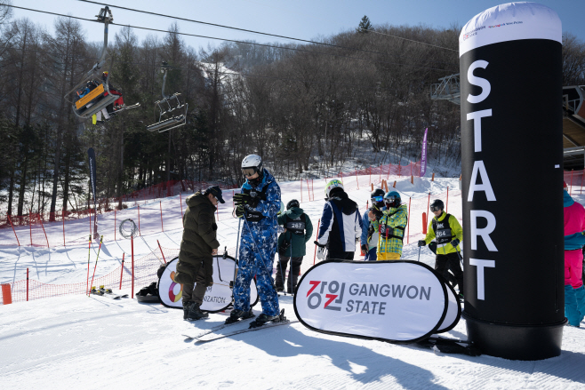 강원도 동계 스키 특화상품 스키^보드 대회 모습