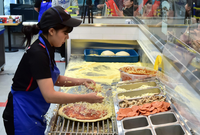 [도미노피자_이미지] 도미노피자, ‘FPM’ 현장 사진 자료