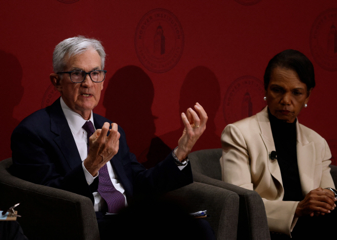 US-FEDERAL-RESERVE-CHAIR-JEROME-POWELL-SPEAKS-AT-STANFORD-UNIVER