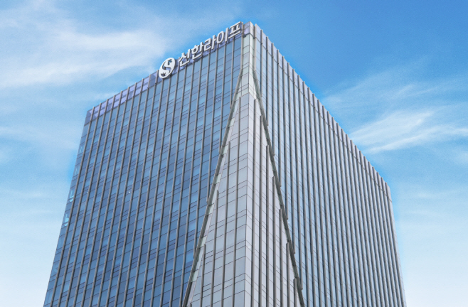 [사진자료] 20250912 신한라이프, 생성형 AI 활용을 위한 지식베이스 구축사업 완료