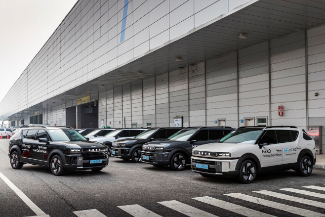 (사진자료9) WHE 2025 현대자동차 수소차 넥쏘 일반 관람객 대상 시승