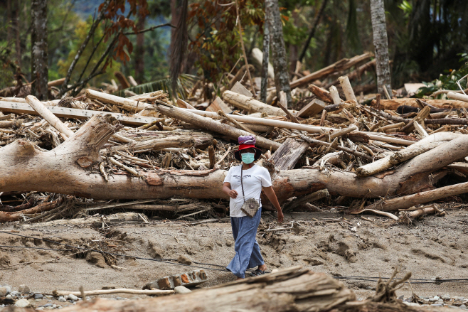 ASIA-WEATHER/INDONESIA <YONHAP NO-7086> (REUTERS)