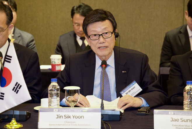 (사진1) 2025-12-09 한-우즈베키스탄 비즈니스 라운드테이블