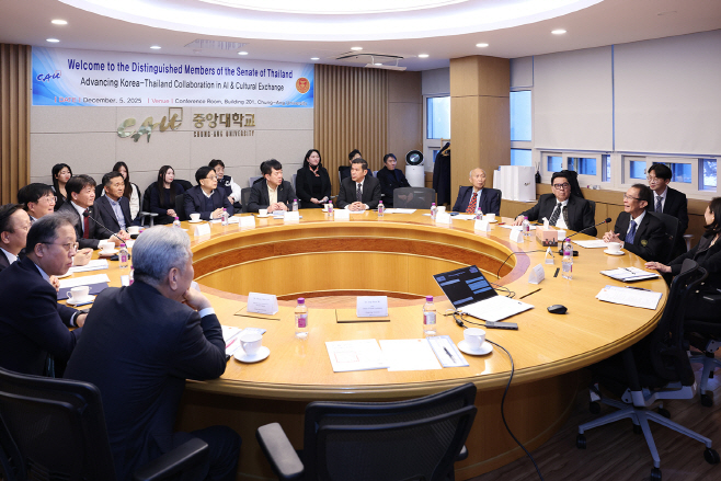 KakaoTalk_20251208_140956754_02