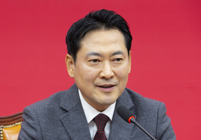 주한 미 대사 대리에게 인사말 하는 장동혁 대표<YONHAP NO-6034>