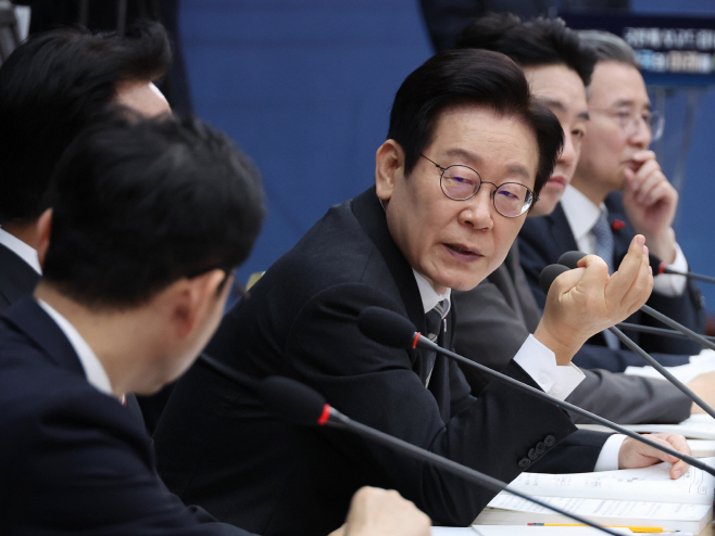 이재명 대통령, 과기부·개보위 업무보고 발언<YONHAP NO-4886>