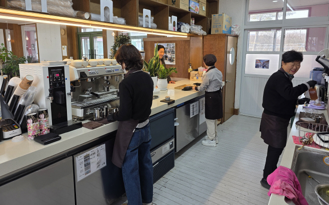 ‘카페 가재미38’ 서산 어르신의 보람 있는 일자리로 거듭