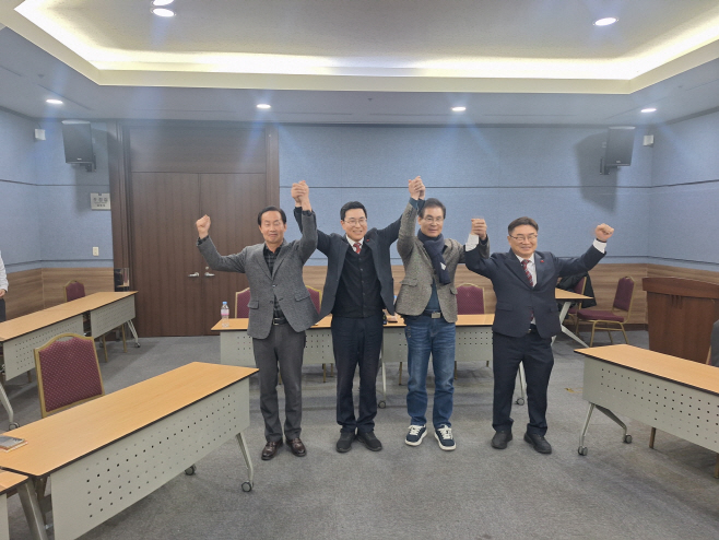 1차 여론조사 통과자 4인