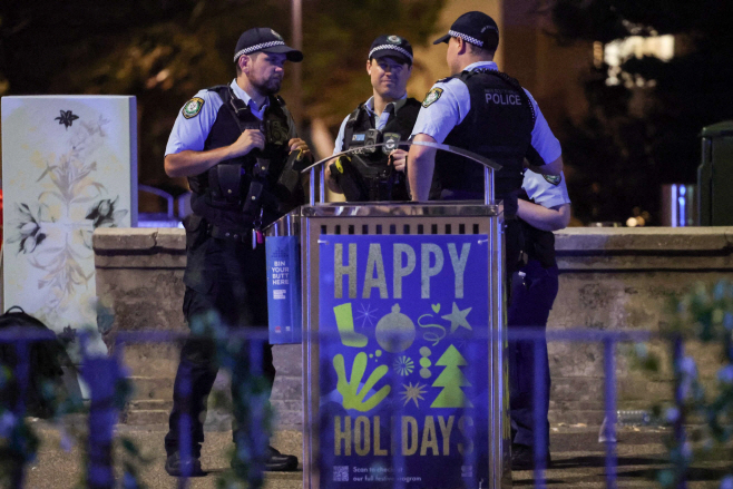 TOPSHOT-AUSTRALIA-CRIME <YONHAP NO-5034> (AFP)