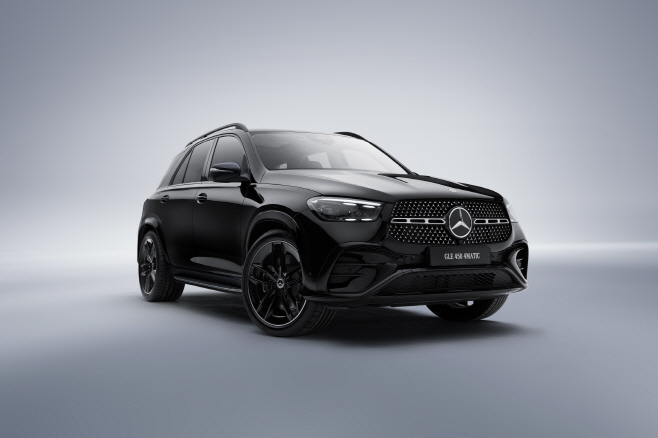 사진4-메르세데스-벤츠 GLE 450 4MATIC AMG 라인 나이트 에디션