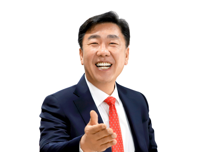 11.1 이범석 청주시장 “출생아 증가, 정책 시너지의 결과… 증가세 이어가야”. 사진(증명사진)