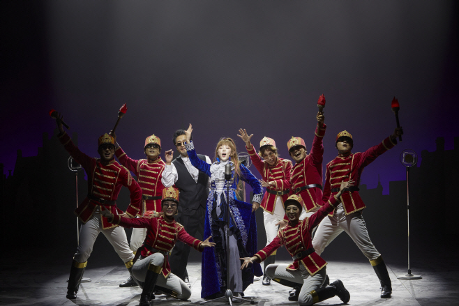 서울시뮤지컬단_크리스마스 캐럴_리사X이경준 캐스팅_세종문화회관 제공(7)