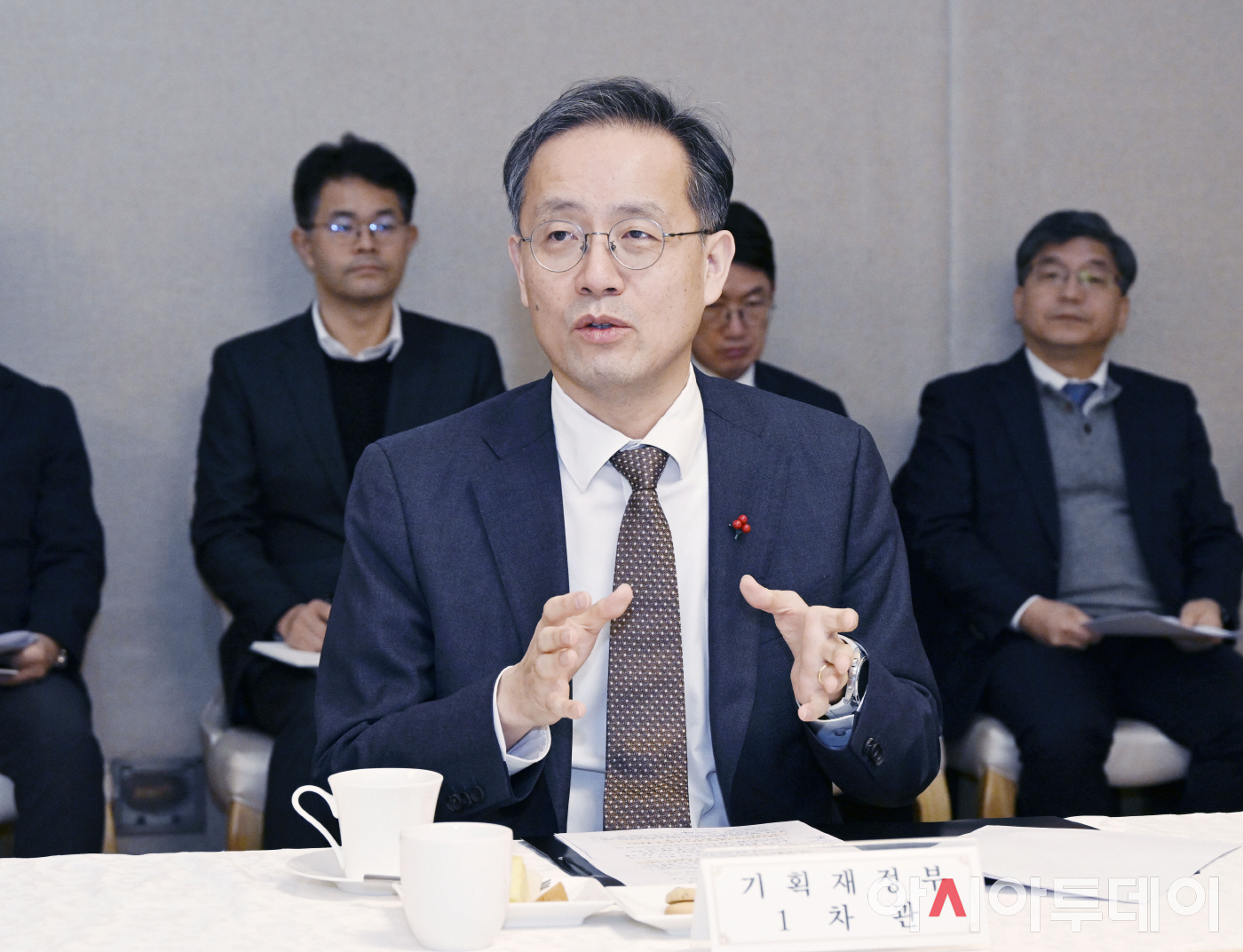 정부, 삼성전자 등 7개 수출기업에 ‘외환수급개선 협력’ 당부