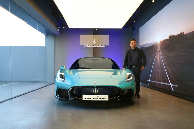 사진자료7-다카유키 기무라(Takayuki Kimura) 마세라티 코리아 총괄