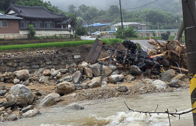 산청군 폭우 여파<YONHAP NO-1803>