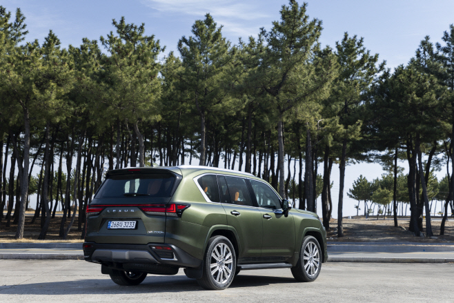 THE ALL-NEW LX 700h 익스테리어_22