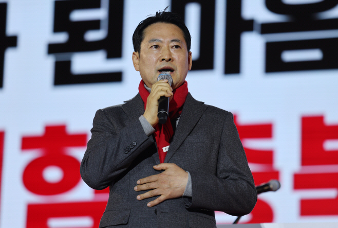 축사하는 국민의힘 장동혁 대표<YONHAP NO-4002>