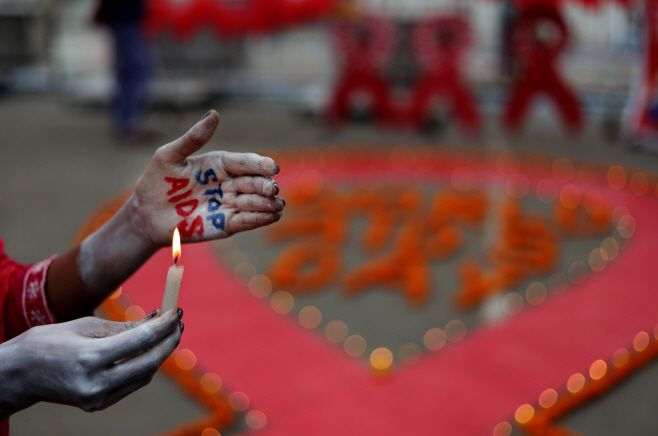 INDIA WORLD AIDS DAY <YONHAP NO-5251> (EPA)