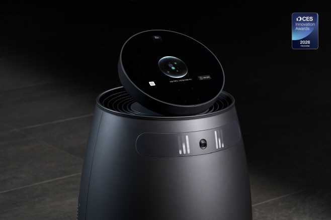 SK인텔릭스_웰니스 로봇 나무엑스_제품 연출 이미지