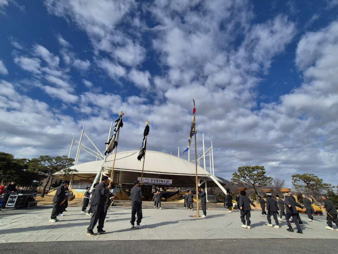 23일 (홍성결성농요보존회, 공연과 함께 이웃사랑 실천)