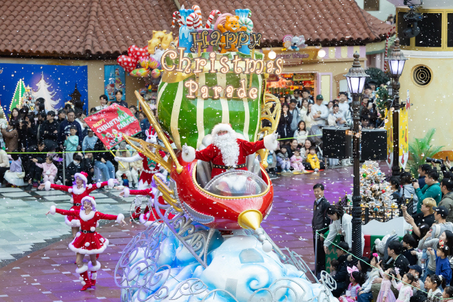 [롯데월드 어드벤처] (2) 해피 크리스마스 퍼레이드