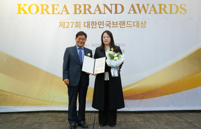 [사진] 한화손해보험, 제27회 대한민국브랜드대상 산업정책연구원 이사장상 수상