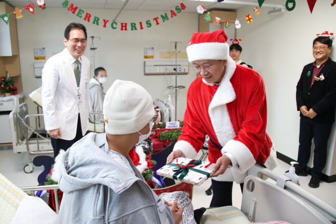 배경훈 부총리 한국원자력의학원 방문2