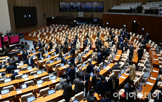 2025122401001886000131791