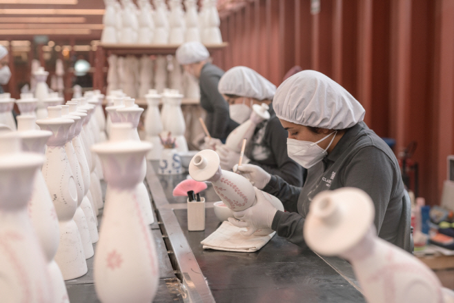 클라세 아줄 디캔터 제작