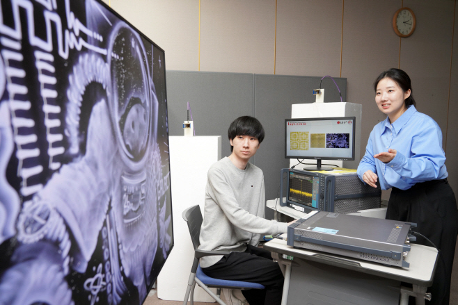 1226 LG유플러스, 6G 대비 ‘분산형 RIS’ 기술 실내 검증 성공(가로1)