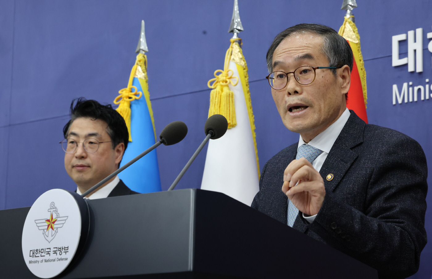 한국형 차기 구축함 사업 설명하는 이용철 방위사업청장