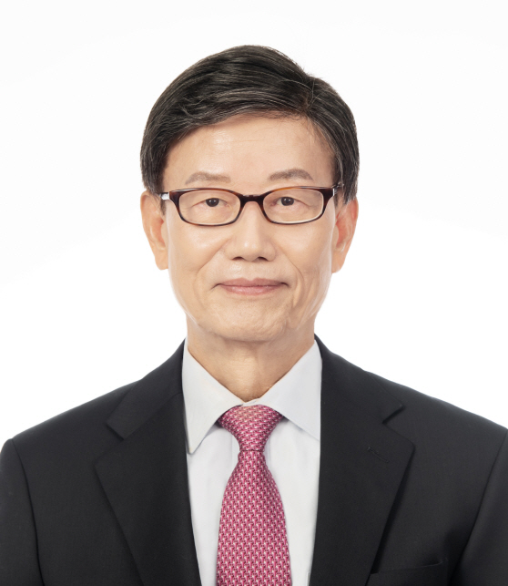 한국무역협회 윤진식 회장 프로필 사진