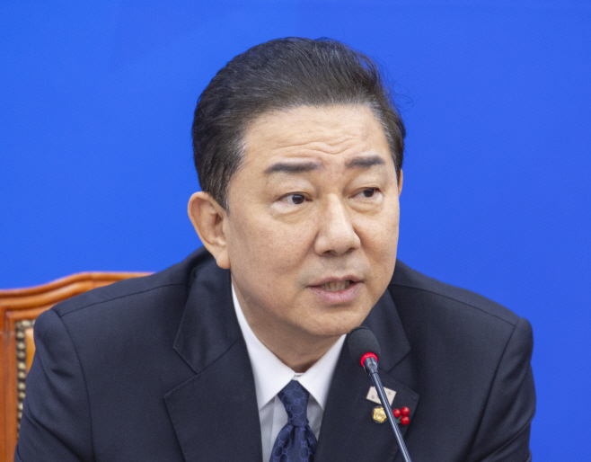 통일교 특검 추진 의지 밝히는 김병기 원내대표<YONHAP NO-1890>