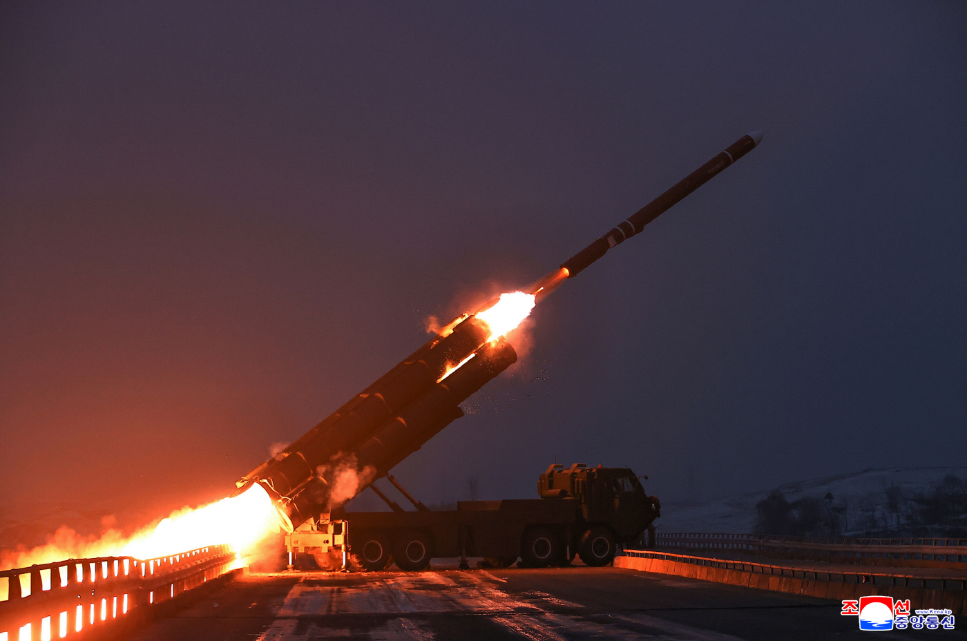 북한, 장거리순항미사일 시험발사