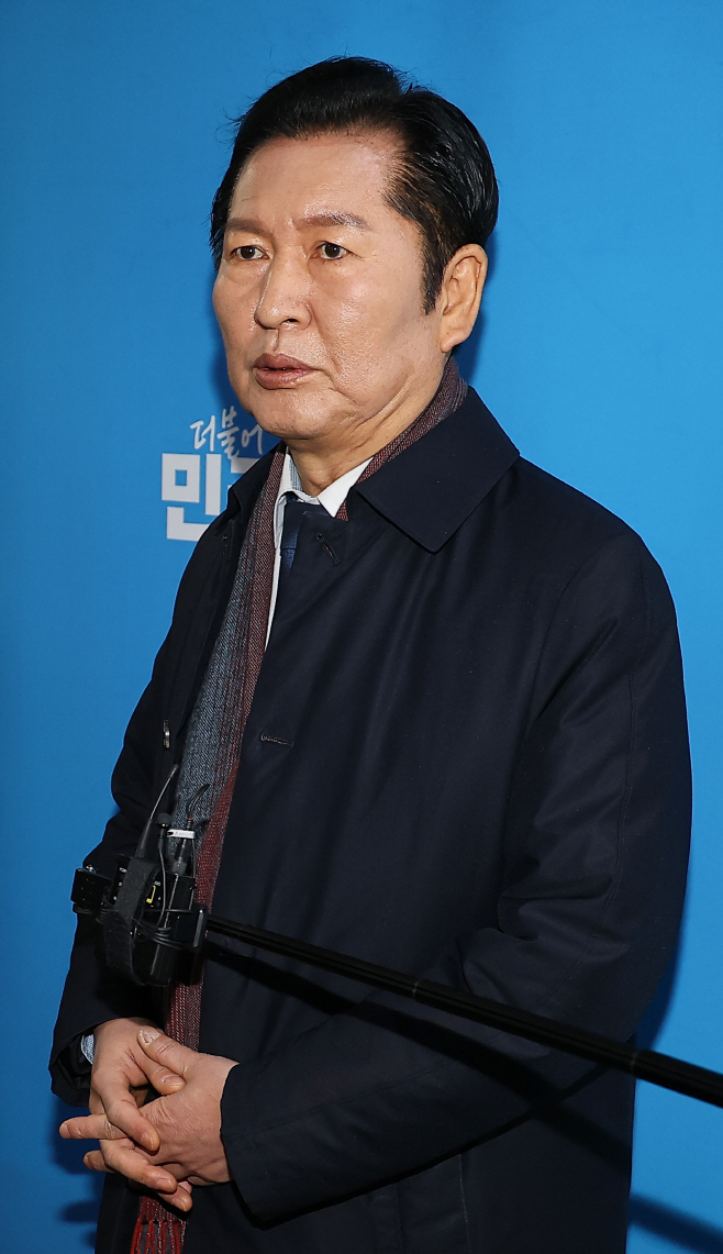 김병기 원내대표 사퇴 관련 입장 밝히는 정청래 ...<YONHAP NO-2725>