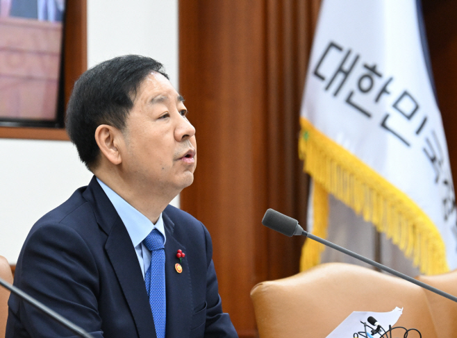 251231구윤철 부총리-경제관계장관회의 겸 성장전략TF-서울청사 (3)