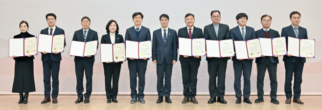 [붙임2] 시상식 사진 1