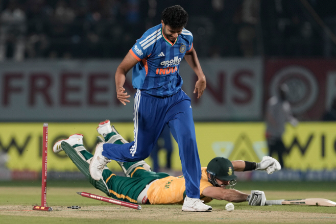 APTOPIX India South Africa Cricket <YONHAP NO-2229> (AP)
