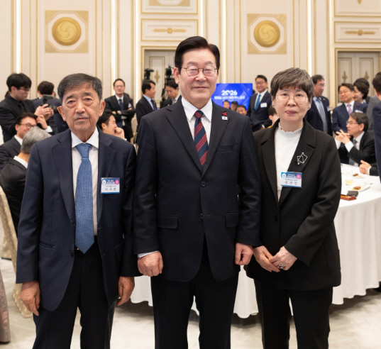 하남시 자원봉사자 권순인,이구범 대통령표창 수여./하남시