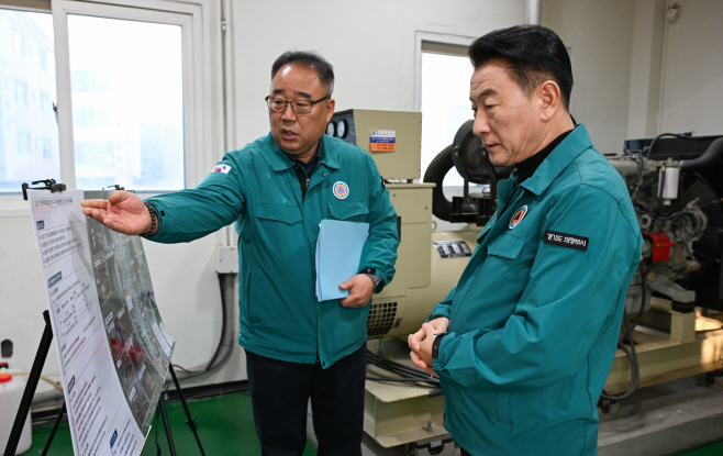 시민안전과(의정부시, 새해 선제적 재해 대비 위해 호원간이배수펌프장 현장 점검)2