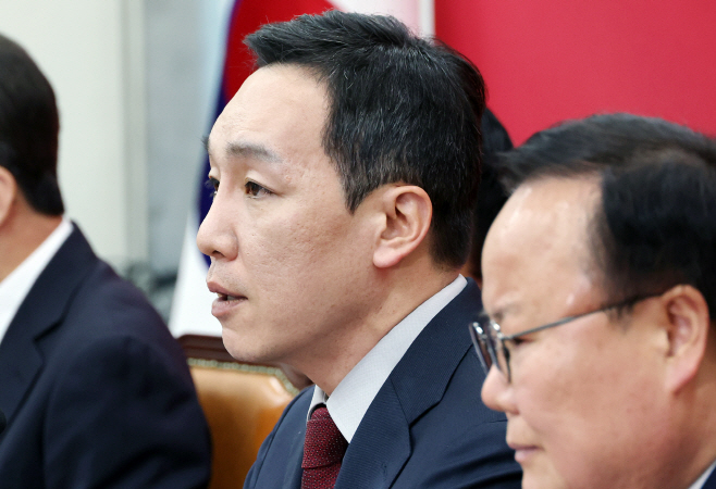 발언하는 김민수 최고위원<YONHAP NO-3262>