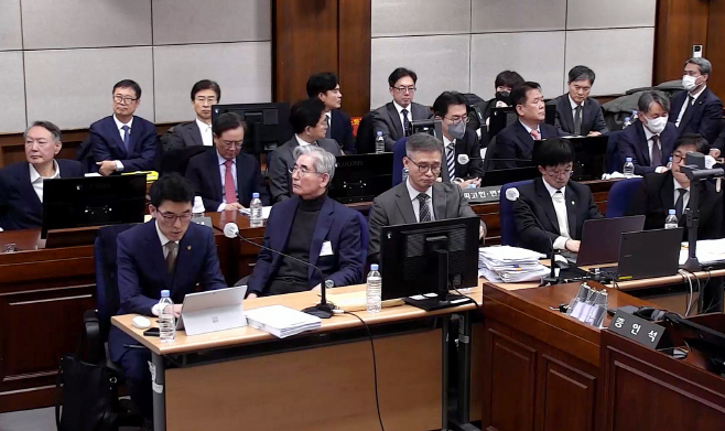 '내란 우두머리' 윤석열 결심공판 출석