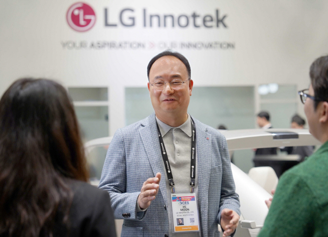 [사진2] LG이노텍 문혁수 사장