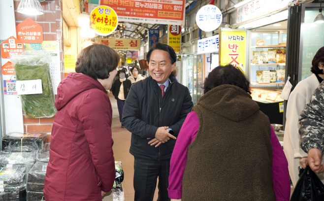 서대문구 독립문영천시장 중소벤처기업부 공모서 3회 연속 선정